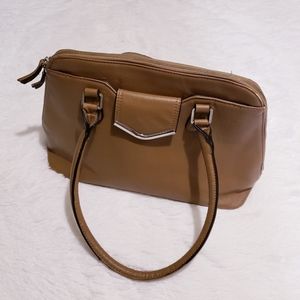 Kelly & Katie handbag